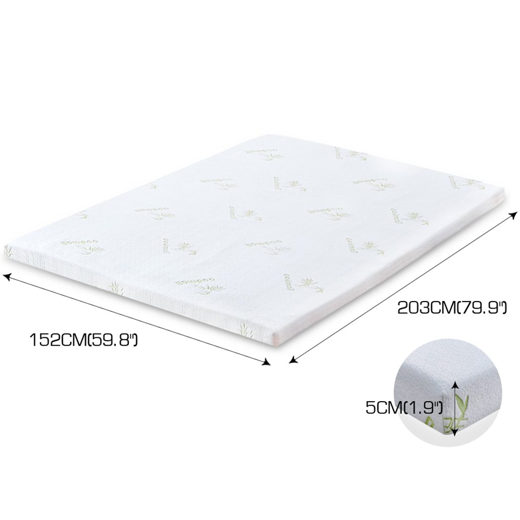 DreamZ 8cm Thickness Cool Gel Memory Foam Mattress Topper with bamboo fabric cover, showcasing its plush design and cooling features.